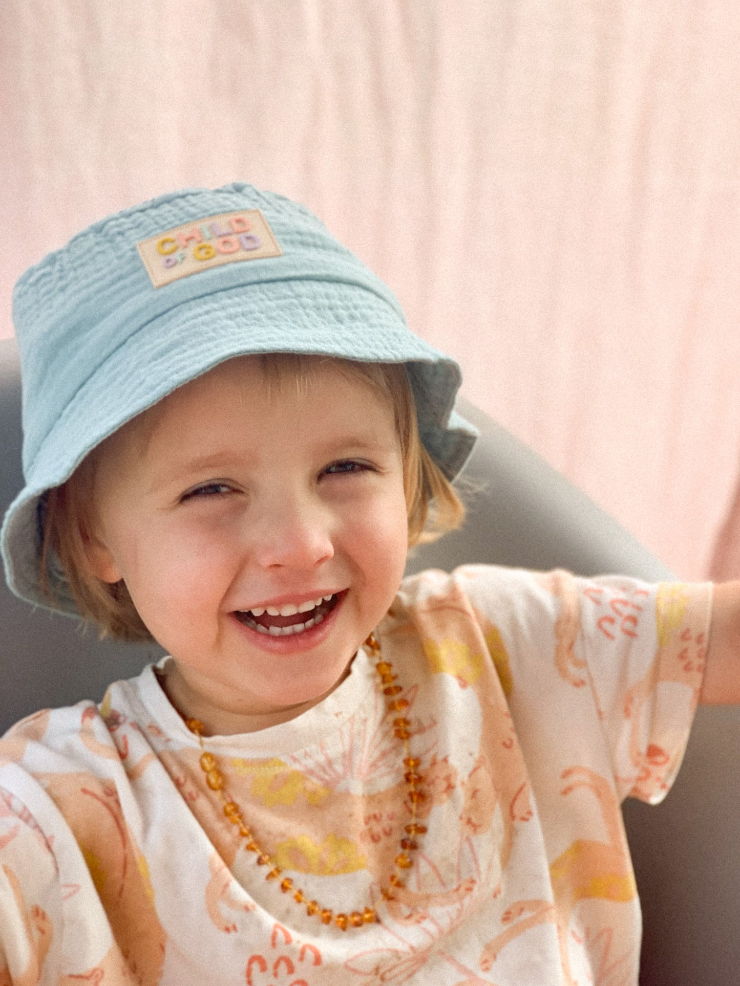 Morski Bucket Hat "Child of God"