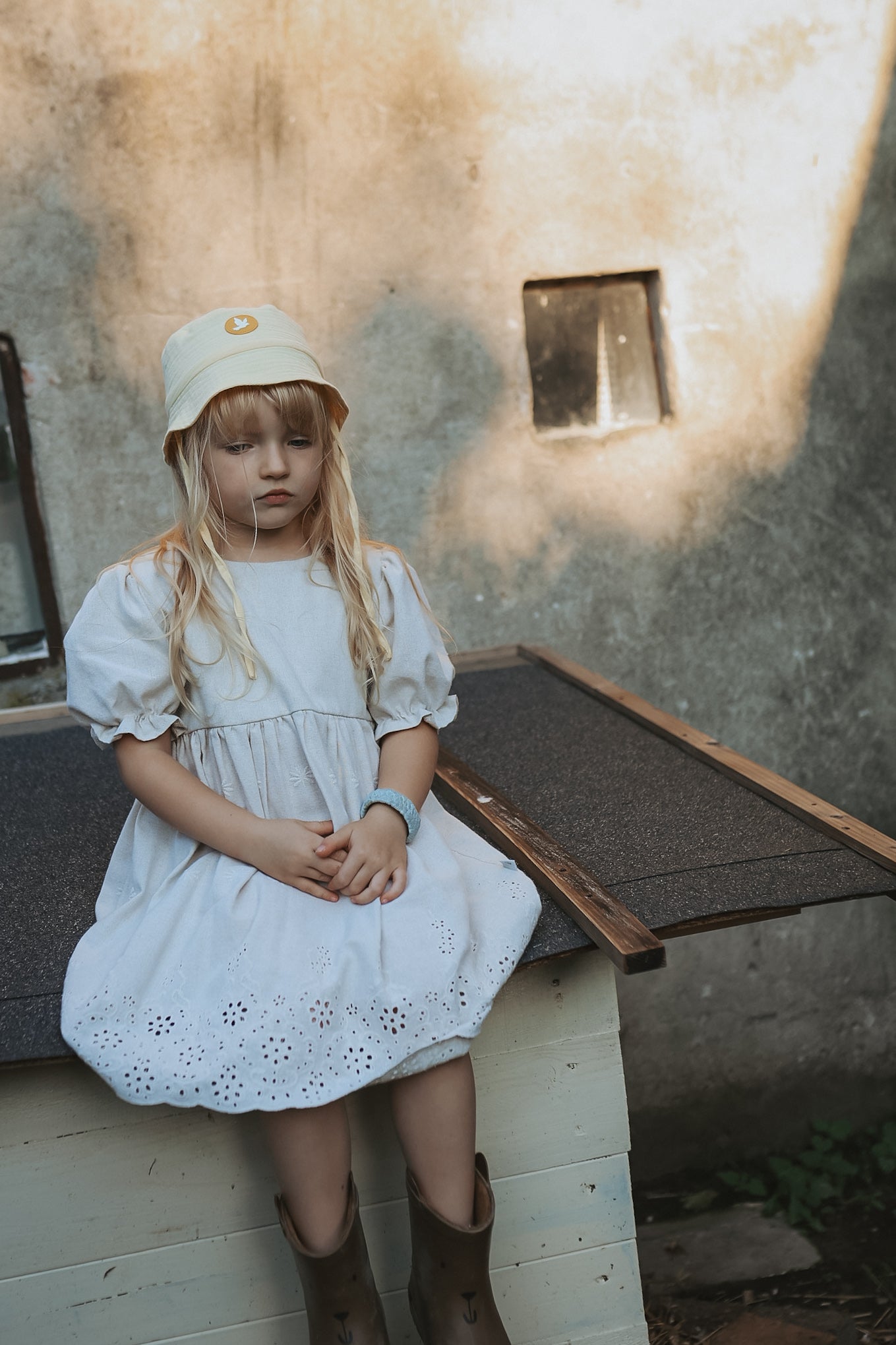 Muślinowy bucket hat- Duch Święty