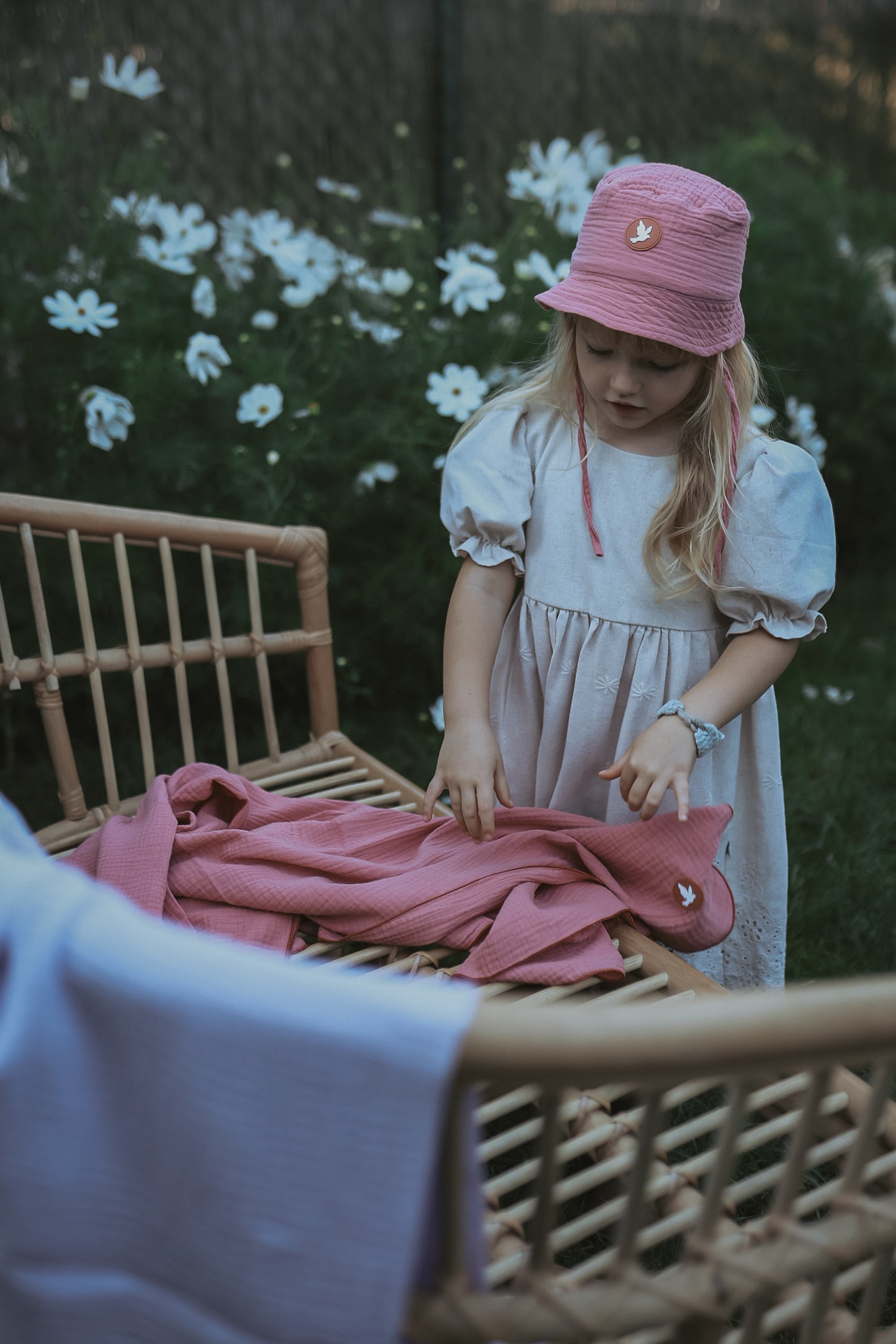Muślinowy bucket hat- Duch Święty